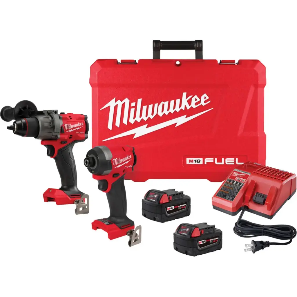 [3697-259 M18] COMBO 4TA GEN MILWAUKEE BRUSHLESS FUEL M18: TALADRO PERCUTOR 1/2 + ATORNILLADOR DE IMPACTO 1/4 3697-259 + PROYECTOR Y LUZ DE AREA DE TRIPLE PANEL DE 4500 LUMENES M18 236920 + PORTA PUNTAS MAGNETICAS PARA TRABAJO DE IMPACTO SHOCKWAVE 48-32-4511 + NIVEL TORPEDO 10 IMANTADO 48-22-5106 MILWAUKEE M18